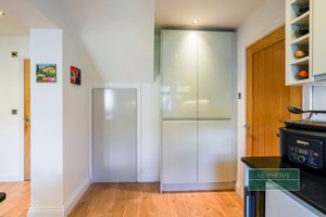 Photo 21- click for photo gallery